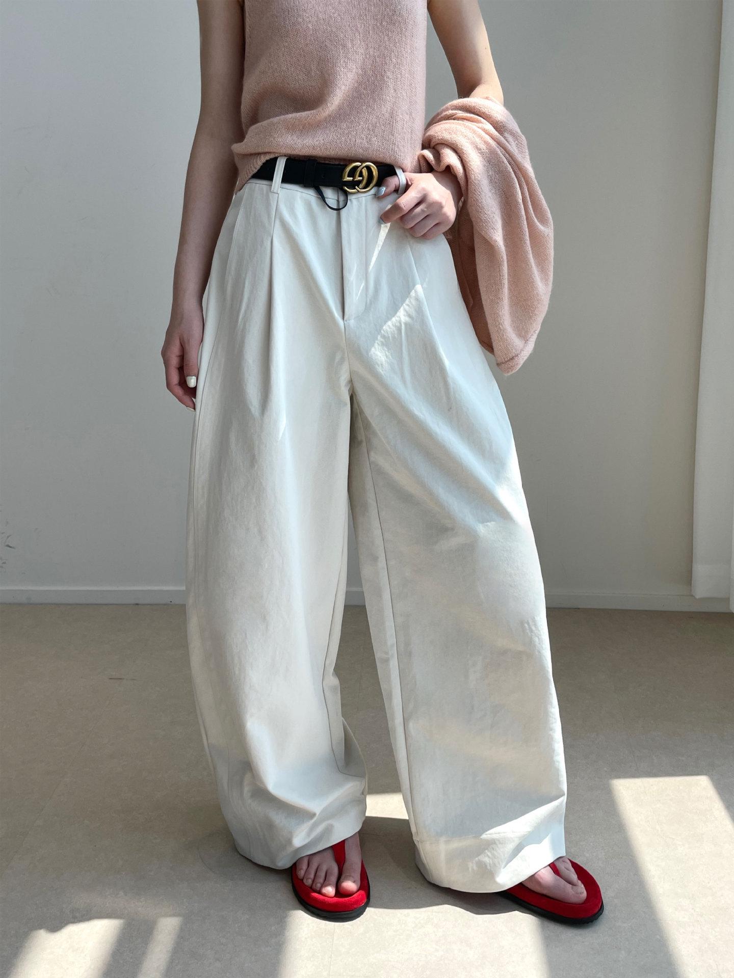 Nan Yu Hot Selling Korean High Waist Wide Leg Balloon Pants - Minimalist, Loose Fit Casual Trousers 2XL/30
Nan Yu Hot Selling Korean High Waist Wide Leg Balloon Pants - Minimalist, Loose Fit Casual Trousers 2XL/30