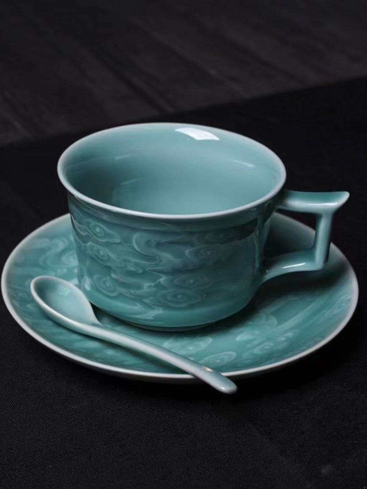 Elegant Longquan Celadon Coffee Set - Ceramic Cup, Saucer, Spoon - Luxurious Design for Men & Women Xiangyun Coffee Cup Set - Sky Blue Glaze
Elegant Longquan Celadon Coffee Set - Ceramic Cup, Saucer, Spoon - Luxurious Design for Men & Women Xiangyun Coffee Cup Set - Sky Blue Glaze