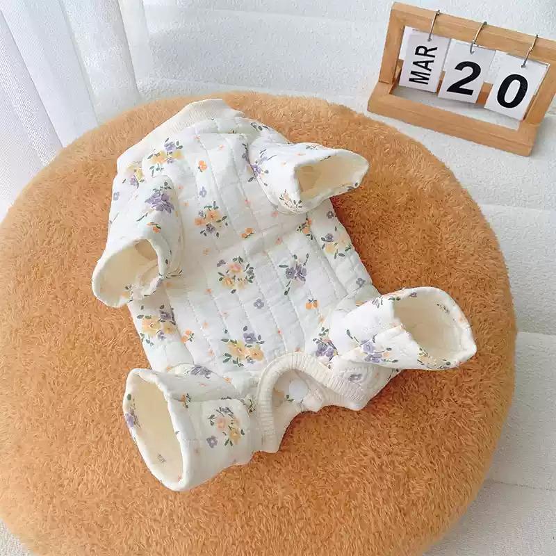 Female Dog Clothes Winter Girl Dog Clothing Jumpsuit Pajamas Pomeranian Poodle Bichon Schnauzer Pet Apparel Costume Puppy Coat S
Female Dog Clothes Winter Girl Dog Clothing Jumpsuit Pajamas Pomeranian Poodle Bichon Schnauzer Pet Apparel Costume Puppy Coat S
