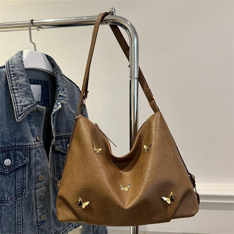 Niche design tote bag large-capacity bag women s 2025 new autumn and winter retro single shoulder crossbody backpack коричневый
Niche design tote bag large-capacity bag women s 2025 new autumn and winter retro single shoulder crossbody backpack коричневый