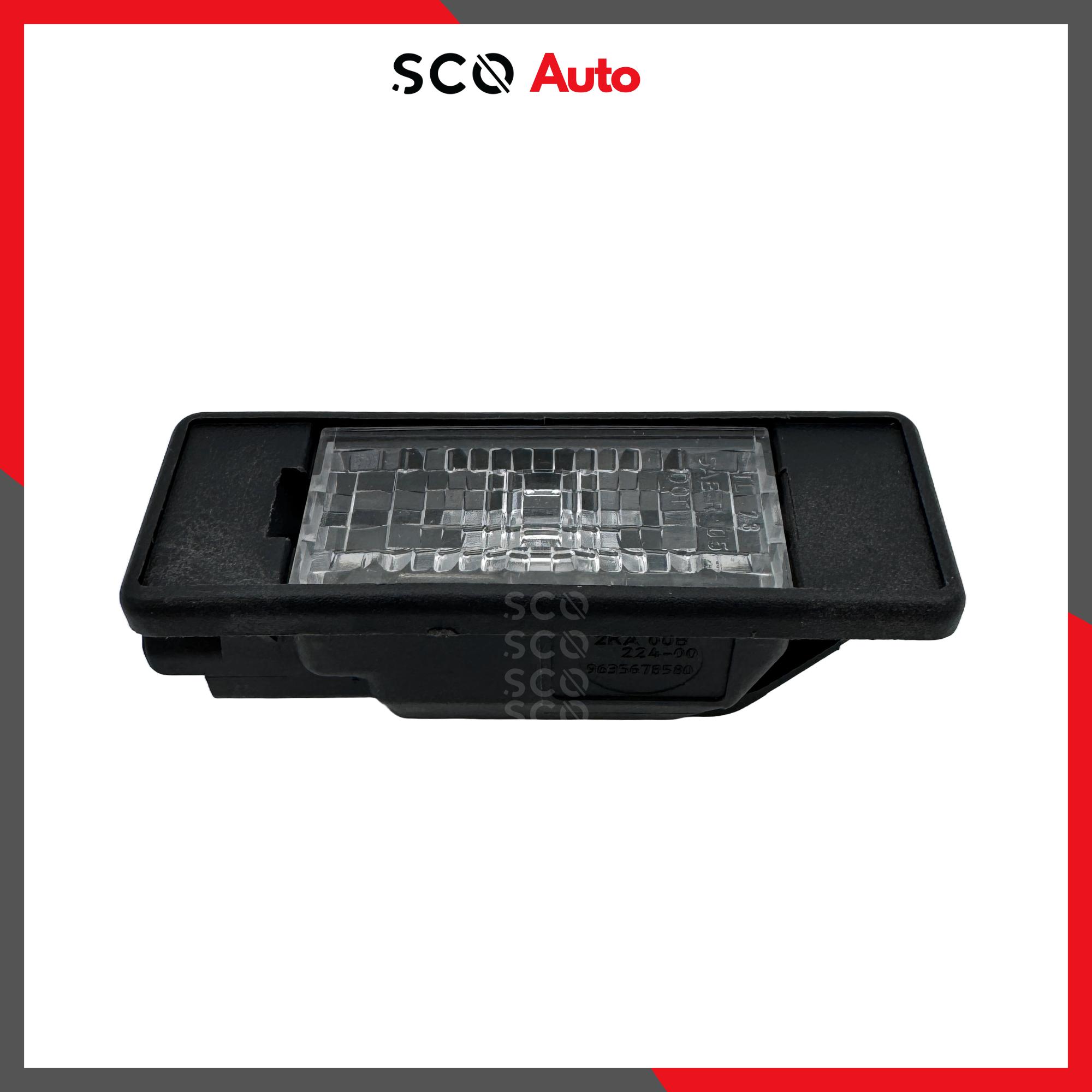 License Plate Light Crafter Trunk Lamp for Sprinter 2E0943021A 6340.G9 Rear Light for Viano for Vito w639
License Plate Light Crafter Trunk Lamp for Sprinter 2E0943021A 6340.G9 Rear Light for Viano for Vito w639