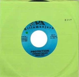 7inch Record NINJAMAN & COURTNEY MELODY - Protection NONE KILLAMANJARO Jamaica Reggae, Ska & Dub Used
7inch Record NINJAMAN & COURTNEY MELODY - Protection NONE KILLAMANJARO Jamaica Reggae, Ska & Dub Used