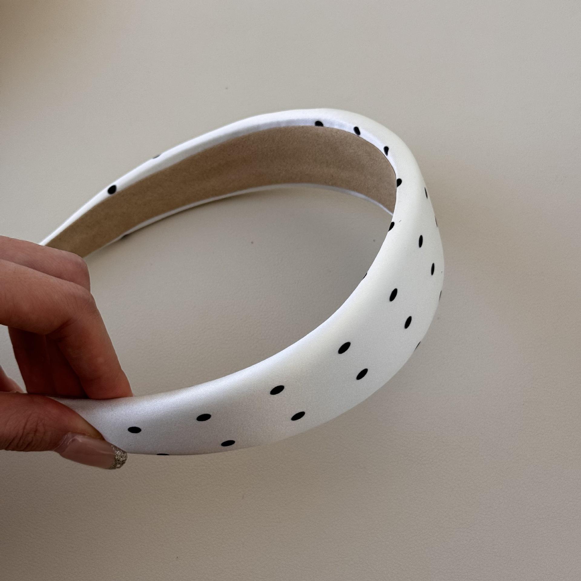 Обруч на голову резинки для волос для девочек женщин скранчи йога ведущий модный популярный Каваи сладости взрослые кпоп корейский новый Подарок
Обруч на голову резинки для волос для девочек женщин скранчи йога ведущий модный популярный Каваи сладости взрослые кпоп корейский новый Подарок