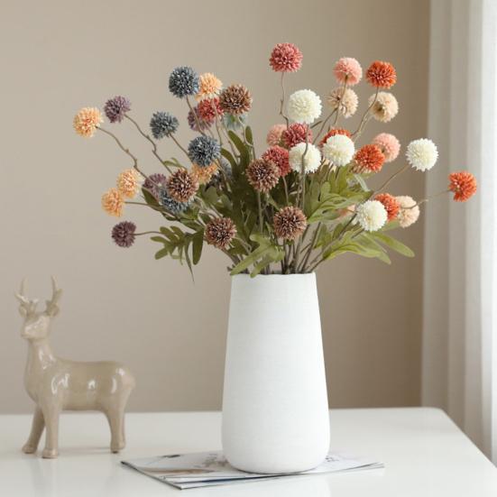 Faux Silk Pompon Mum Artificial Flowers 5 Heads Autumn Ball Chrysanthemum Stems Realistic Faux Dandelion Flowers for Wedding Home Decor
Faux Silk Pompon Mum Artificial Flowers 5 Heads Autumn Ball Chrysanthemum Stems Realistic Faux Dandelion Flowers for Wedding Home Decor