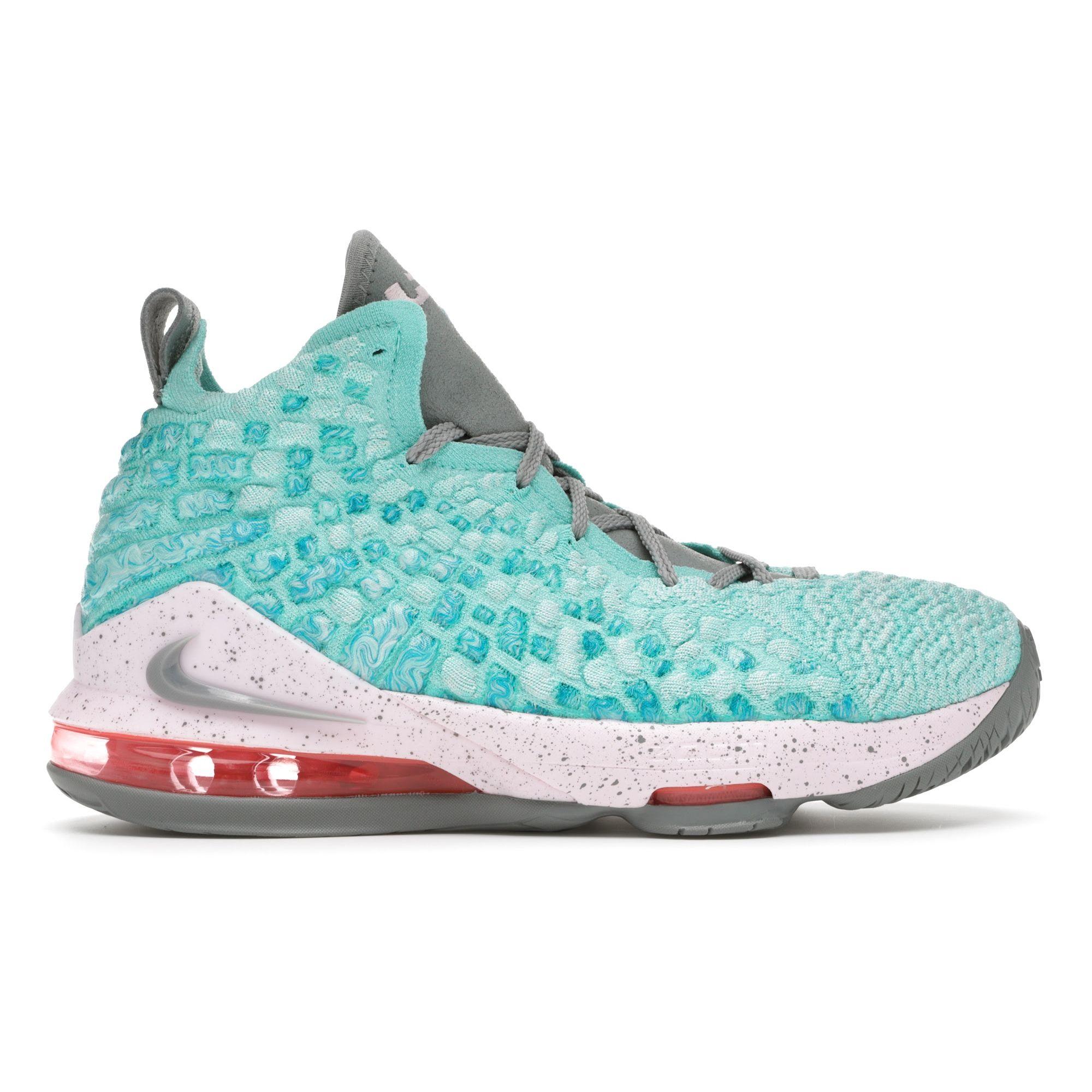 Детские кроссовки Nike LeBron 17 GS South Beach Blue Light-Aqua Particle-Grey BQ5594-444
Детские кроссовки Nike LeBron 17 GS South Beach Blue Light-Aqua Particle-Grey BQ5594-444