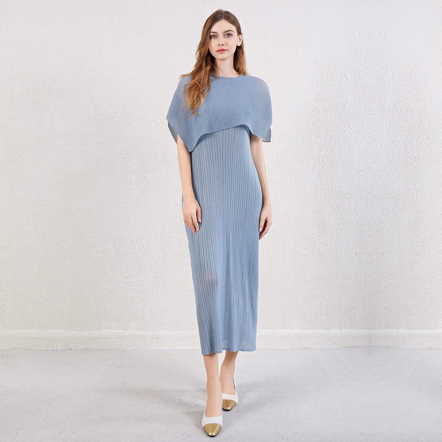 Summer 2024 French Style Women s Beach Dress & Sun Protection Shawl Set One Size (suitable for 90-160 lbs) серый
Summer 2024 French Style Women s Beach Dress & Sun Protection Shawl Set One Size (suitable for 90-160 lbs) серый