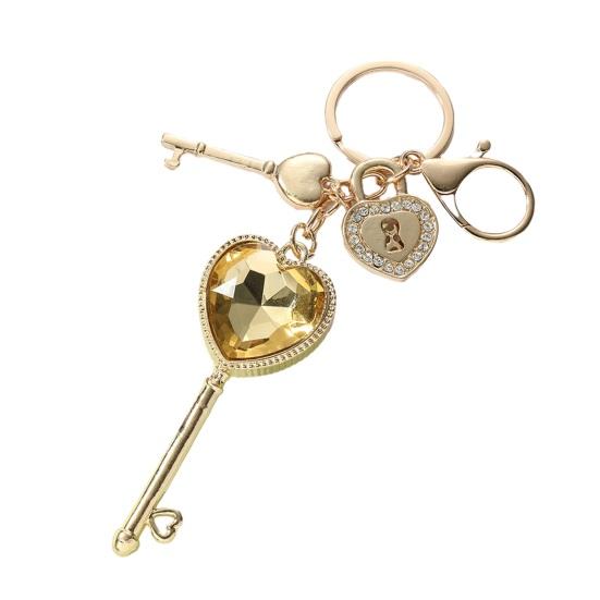 Keychain Pendant Imitation Gemstone Inlaid Heart Design Key Chain with Anti-Oxidation Lobster Clasp Backpacks Accessory жёлтый
Keychain Pendant Imitation Gemstone Inlaid Heart Design Key Chain with Anti-Oxidation Lobster Clasp Backpacks Accessory жёлтый