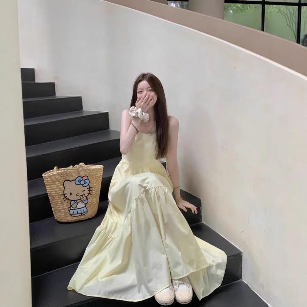 Niche temperament high waist sleeveless long dress summer women s clothing sweet loose and thin yellow fairy high-end dress S жёлтый
Niche temperament high waist sleeveless long dress summer women s clothing sweet loose and thin yellow fairy high-end dress S жёлтый