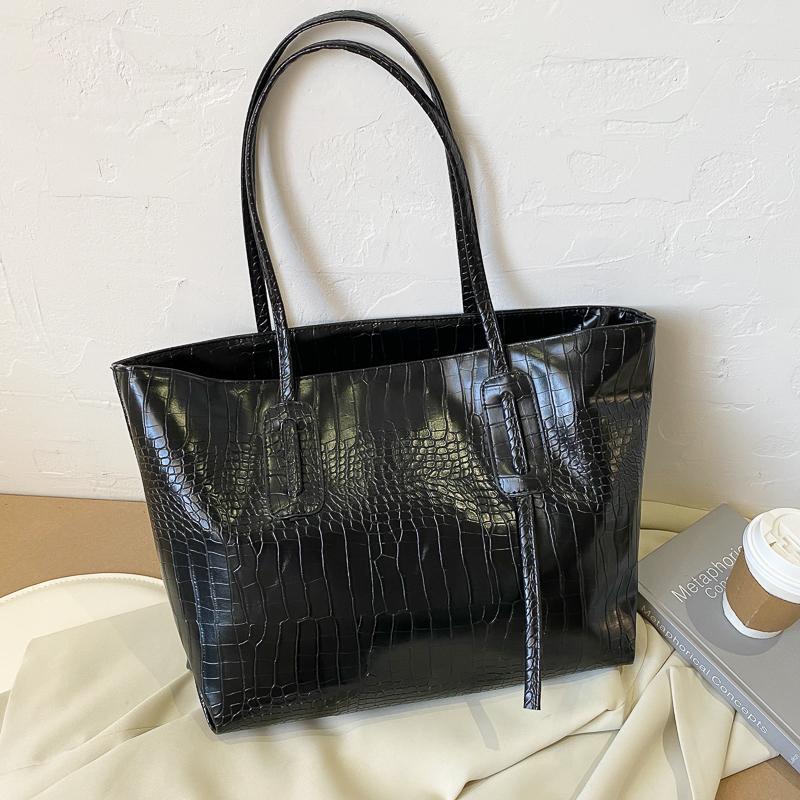 Retro Tote Bag Women s Fashion Korean Commuter Bag Versatile Large Capacity Shoulder Big Bag
Retro Tote Bag Women s Fashion Korean Commuter Bag Versatile Large Capacity Shoulder Big Bag