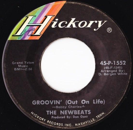 7inch Record NEWBEATS - Groovin (Out On Life) 45P1552 Hickory Records 1969 US Rock Used
7inch Record NEWBEATS - Groovin (Out On Life) 45P1552 Hickory Records 1969 US Rock Used