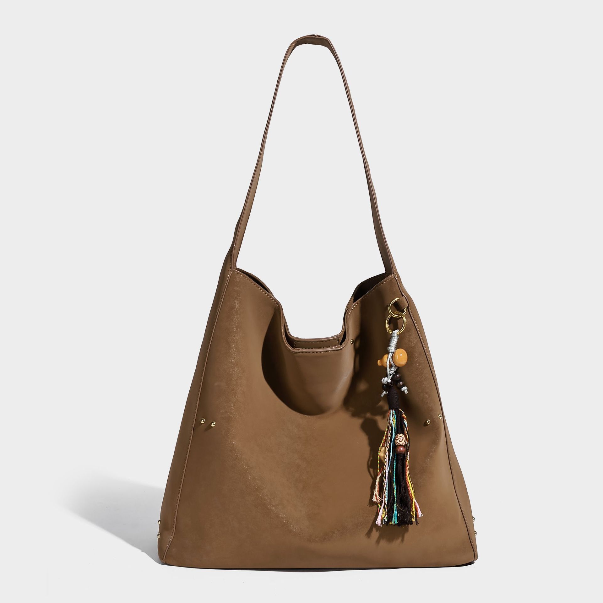 Commuting Versatile Retro Tote Bag for Women, Large Capacity 2025 New Model, High-End Fashion Single Shoulder Crossbody Underarm Bag Camel color(No Hanging
Commuting Versatile Retro Tote Bag for Women, Large Capacity 2025 New Model, High-End Fashion Single Shoulder Crossbody Underarm Bag Camel color(No Hanging