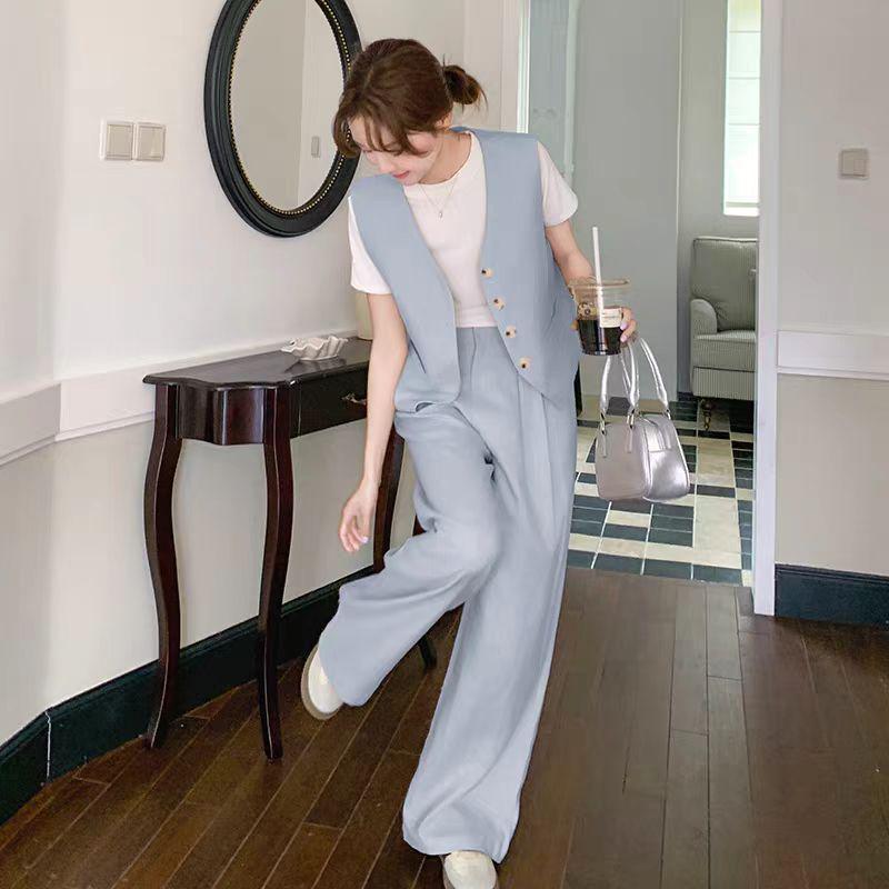 Stylish French Elegant Women s Three-Piece Suit: Vest, Wide-Leg Pants, Summer 2026 Edition S
Stylish French Elegant Women s Three-Piece Suit: Vest, Wide-Leg Pants, Summer 2026 Edition S