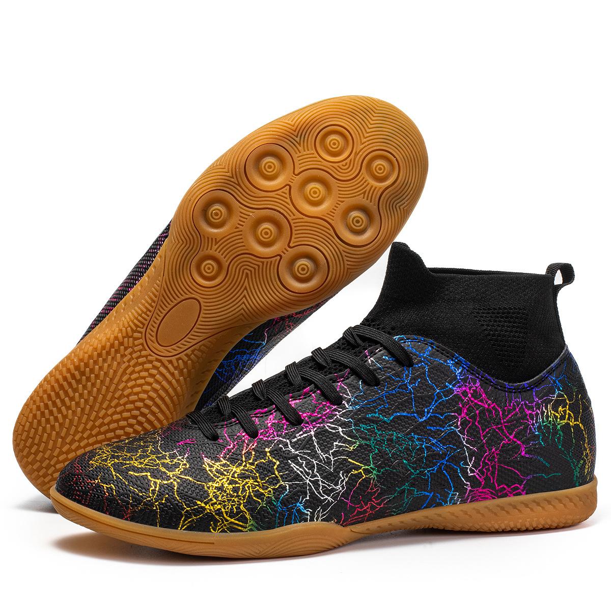 Football shoes autumn new football shoes high top flat bottom gold camouflage professional sneakers broken nails non-slip adult outdoor 45 чорний
Football shoes autumn new football shoes high top flat bottom gold camouflage professional sneakers broken nails non-slip adult outdoor 45 чорний