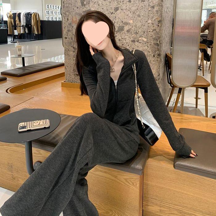 Women s Spring Casual Sportswear Set: Korean Slimming Hoodie & Wide-Leg Pants S
Women s Spring Casual Sportswear Set: Korean Slimming Hoodie & Wide-Leg Pants S