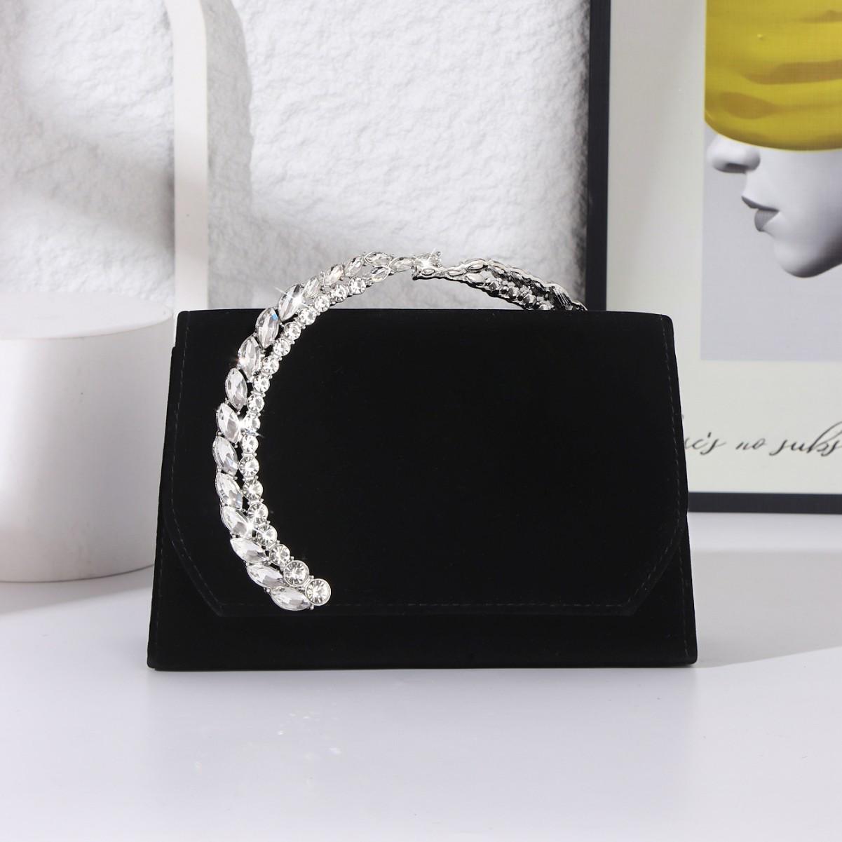 Velvet Rhinestone Crossbody Evening Bag: Luxurious High-End Women s Handbag
Velvet Rhinestone Crossbody Evening Bag: Luxurious High-End Women s Handbag