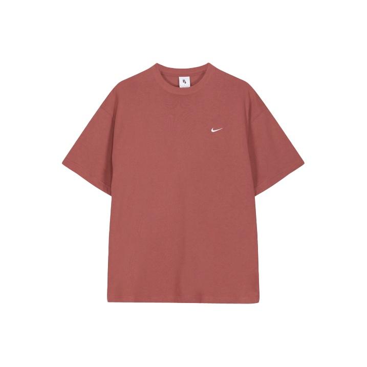 Nike Lab Solo Swoosh Essential Sports Short Sleeve T-Shirt Men Tops Cedar-Red DA0321-661 XS
Nike Lab Solo Swoosh Essential Sports Short Sleeve T-Shirt Men Tops Cedar-Red DA0321-661 XS