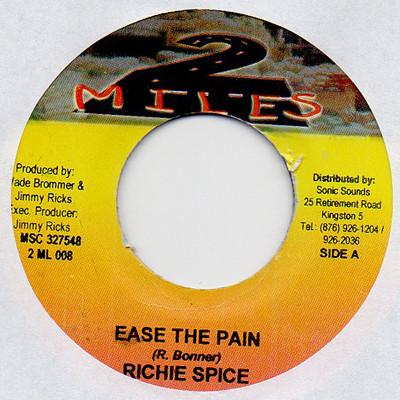7inch Record RICHIE SPICE - Ease The Pain 2ML008 2 Miles 2004 Jamaica Reggae, Ska & Dub Used
7inch Record RICHIE SPICE - Ease The Pain 2ML008 2 Miles 2004 Jamaica Reggae, Ska & Dub Used