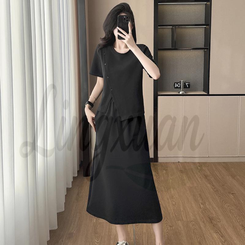 Chic Plus Size Women s Black Two-Piece Set: Short Sleeve Top & Wide-Leg Skirt - New Summer Arrival 3XL
Chic Plus Size Women s Black Two-Piece Set: Short Sleeve Top & Wide-Leg Skirt - New Summer Arrival 3XL