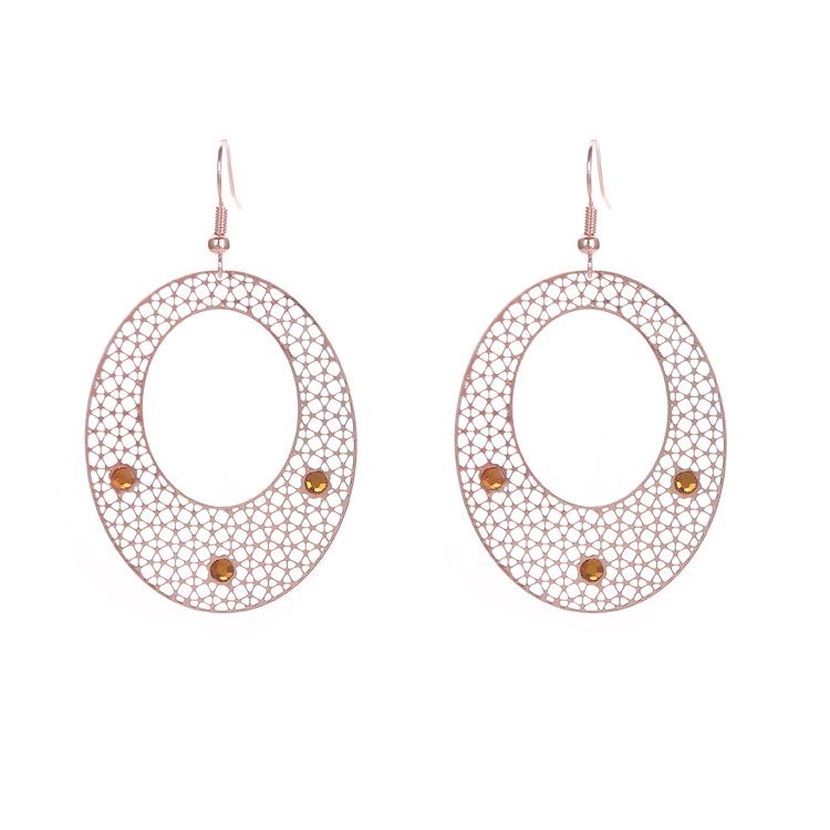 Minimalist Lightweight Metal Oval Earrings with Diamond-Inlaid Computer Chip and Dream Catcher Design
Minimalist Lightweight Metal Oval Earrings with Diamond-Inlaid Computer Chip and Dream Catcher Design