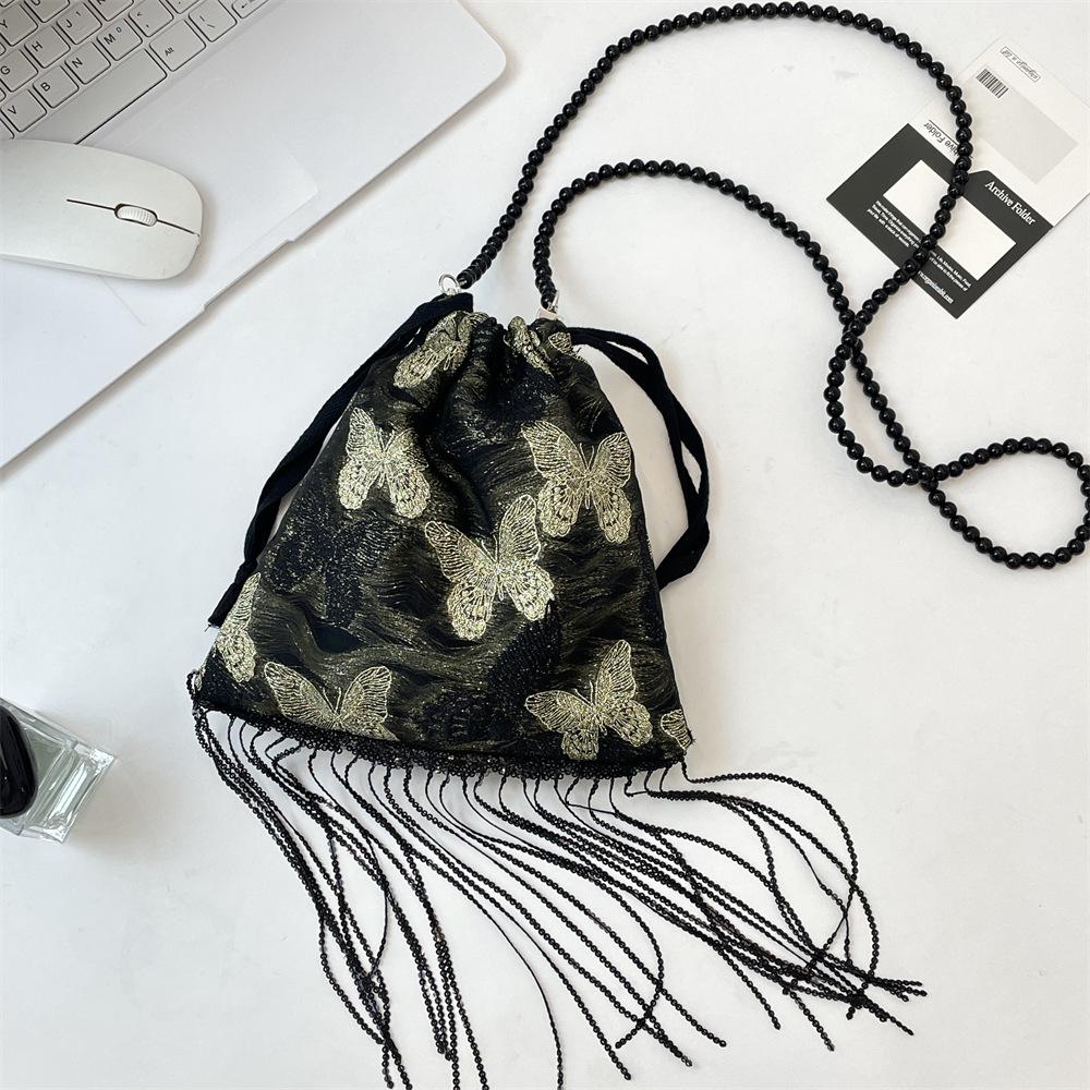 333 Golden Silk Butterfly Drawstring Bundle Crossbody Bag Retro Tassel Shoulder Bag Lazy Underarm Bag
333 Golden Silk Butterfly Drawstring Bundle Crossbody Bag Retro Tassel Shoulder Bag Lazy Underarm Bag