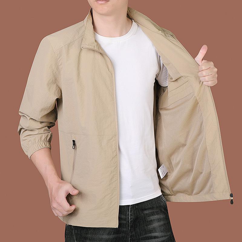 Spring, Autumn and Winter Men s Jacket Outdoor Sports Soft Shell Quick-drying Middle-aged Business Casual Stand-up Collar Men s Clothing 4XL хакі
Spring, Autumn and Winter Men s Jacket Outdoor Sports Soft Shell Quick-drying Middle-aged Business Casual Stand-up Collar Men s Clothing 4XL хакі