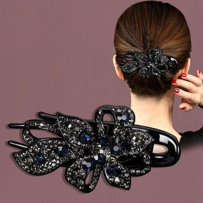 Elegant Hair Claw Clip for Updo Hairstyles with Rhinestone Embellishments Durable Plastic Material Suitable for Various Hair Types and Occasions One Size чорний
Elegant Hair Claw Clip for Updo Hairstyles with Rhinestone Embellishments Durable Plastic Material Suitable for Various Hair Types and Occasions One Size чорний