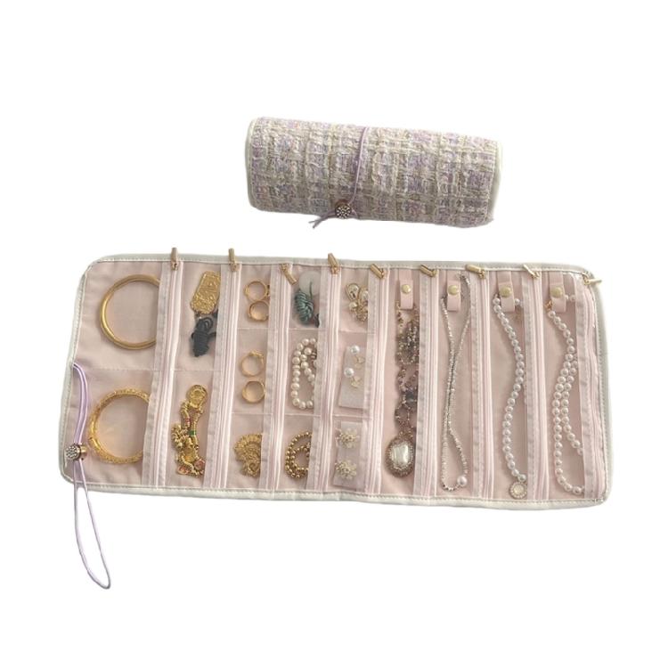 Sustainable Fabric Jewelry Organiser for Women Portable Multi Compartment Storage Bag For Necklaces Earrings
Sustainable Fabric Jewelry Organiser for Women Portable Multi Compartment Storage Bag For Necklaces Earrings