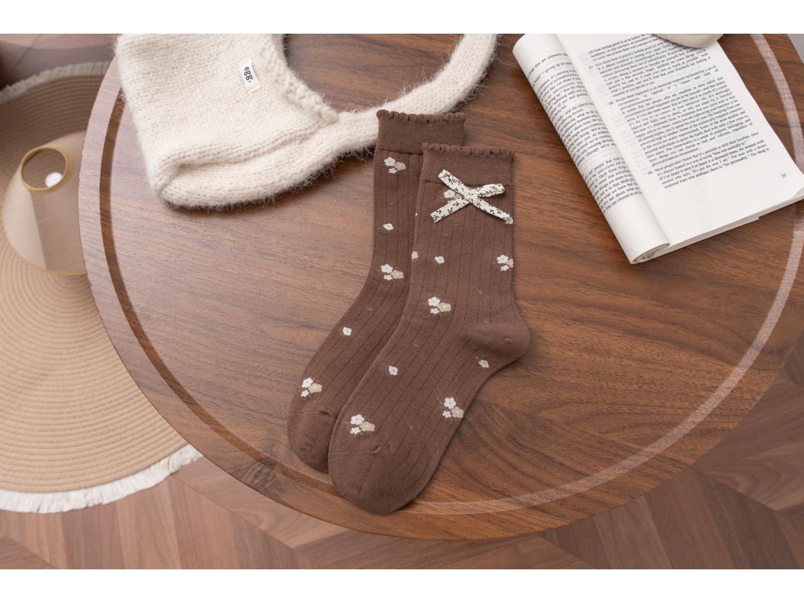 2025 Spring/Autumn Women s Japanese Style Floral Bow Cotton Mid-Calf Socks - Cute College Style for Autumn/Winter One Size
2025 Spring/Autumn Women s Japanese Style Floral Bow Cotton Mid-Calf Socks - Cute College Style for Autumn/Winter One Size