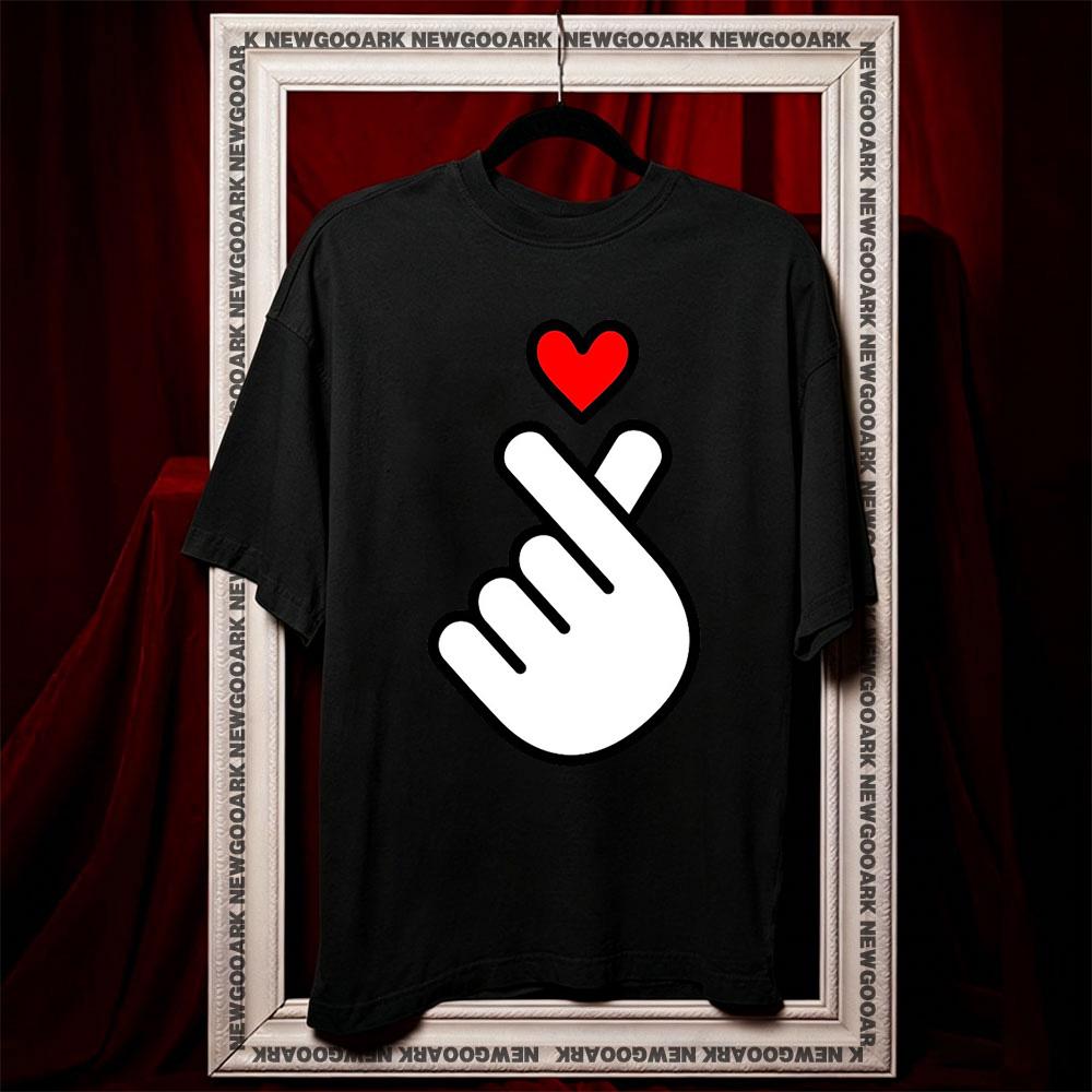 K Pop Heart Kpop Symbol Hand Fingers I love Music shirt Women Unisex Casual cotton printed t shirts Adult fashion ropa hombre 3XL
K Pop Heart Kpop Symbol Hand Fingers I love Music shirt Women Unisex Casual cotton printed t shirts Adult fashion ropa hombre 3XL