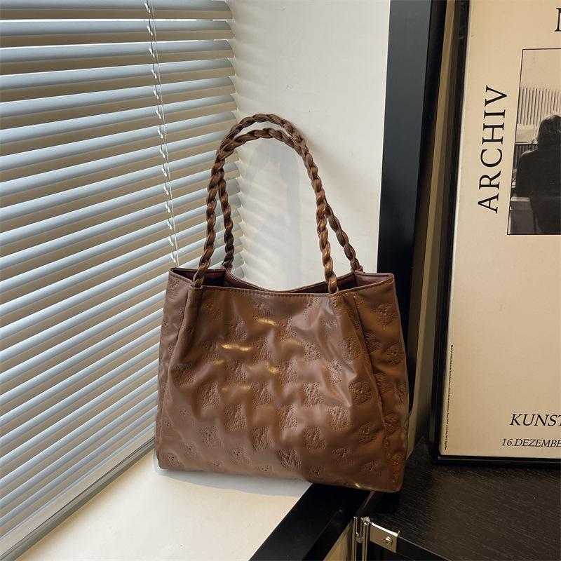 Women s bag new autumn and winter casual simple tote bag large capacity commuting fashion versatile shoulder bag handbag women s bag коричневий
Women s bag new autumn and winter casual simple tote bag large capacity commuting fashion versatile shoulder bag handbag women s bag коричневий