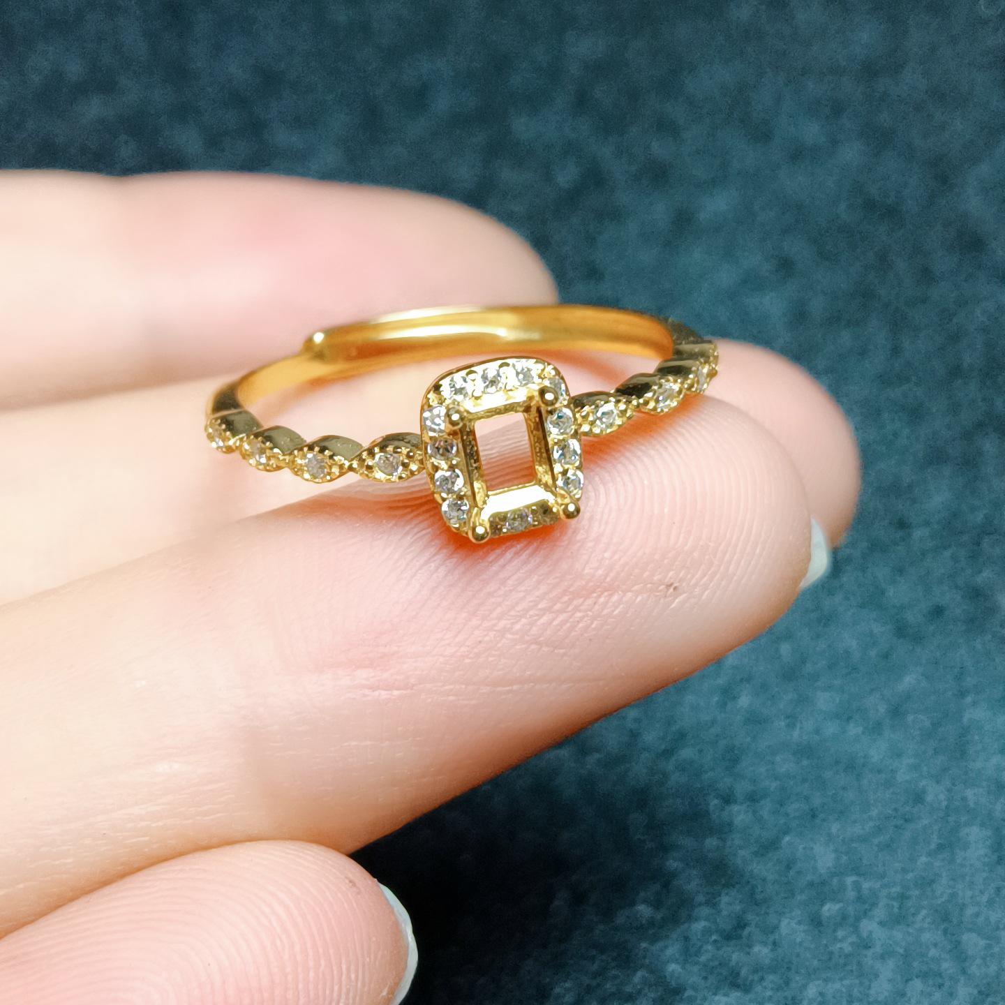 Women s Fashion Ring: Silver-Plated, White/Gold/Rose Gold, Rectangle 3x4MM Setting Silver Empty Setting 3*4MM
Women s Fashion Ring: Silver-Plated, White/Gold/Rose Gold, Rectangle 3x4MM Setting Silver Empty Setting 3*4MM