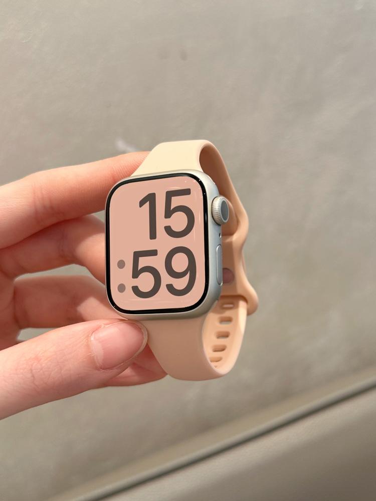 Slim Silicone Strap For Apple Watch Band 45mm 44mm 40mm 41 42-38mm sport bracelet iwatch series 8 7 se 3 4 5 6 9 10 ultra 2 49mm 38 40 41mmS10-42
Slim Silicone Strap For Apple Watch Band 45mm 44mm 40mm 41 42-38mm sport bracelet iwatch series 8 7 se 3 4 5 6 9 10 ultra 2 49mm 38 40 41mmS10-42