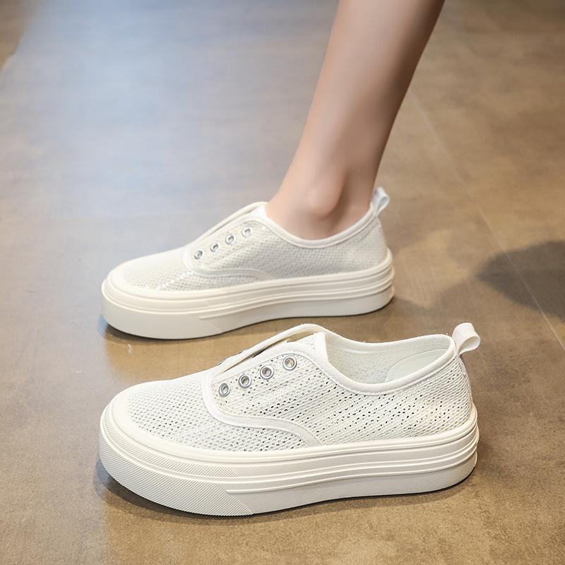 Spring and autumn new round head elastic casual sports foot cover one pedal platform single shoes women 40
Spring and autumn new round head elastic casual sports foot cover one pedal platform single shoes women 40