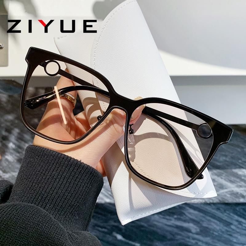 Шикарные женские солнцезащитные очки в стиле ретро: Модная большая оправа, защита от УФ-лучей, стройнящий дизайн
Шикарные женские солнцезащитные очки в стиле ретро: Модная большая оправа, защита от УФ-лучей, стройнящий дизайн