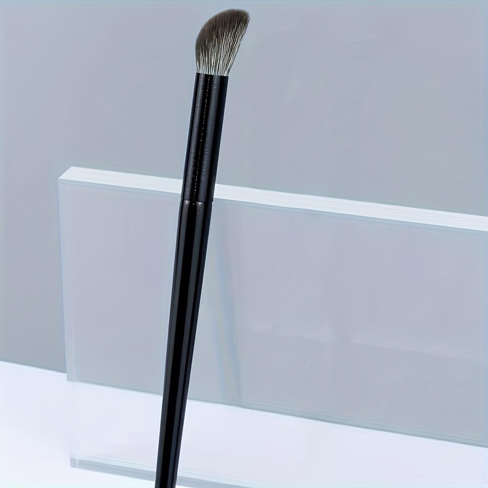 Angled Nose Contour and Highlight Brush - Soft Synthetic Bristles Designed for Precise Eye Blending and Concealing
Angled Nose Contour and Highlight Brush - Soft Synthetic Bristles Designed for Precise Eye Blending and Concealing