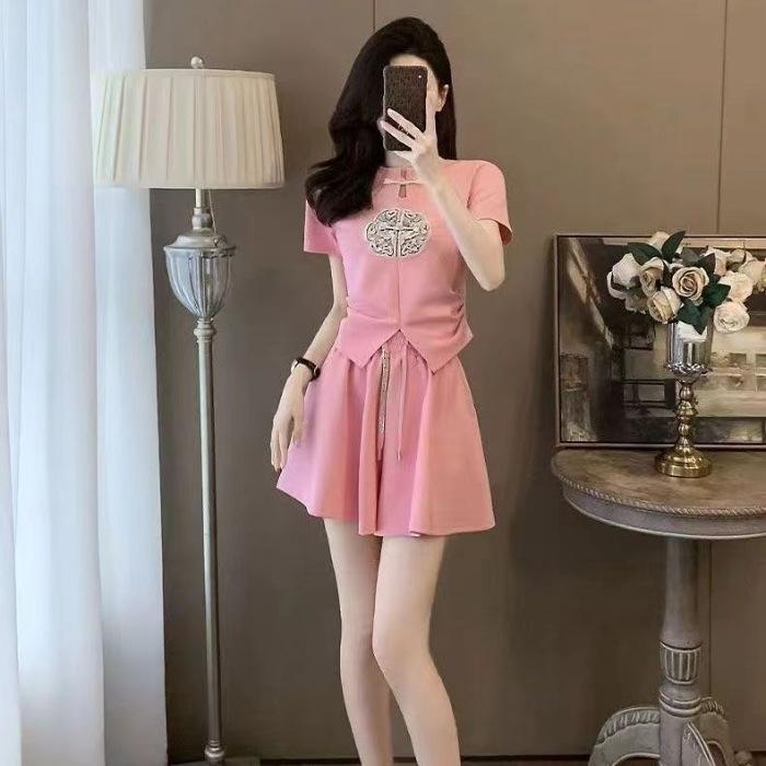 High-end summer dopamine fashion suit, super fairy fresh commuting national style, high-end two-piece set, meat-covered a-word women s clothing S розовый
High-end summer dopamine fashion suit, super fairy fresh commuting national style, high-end two-piece set, meat-covered a-word women s clothing S розовый
