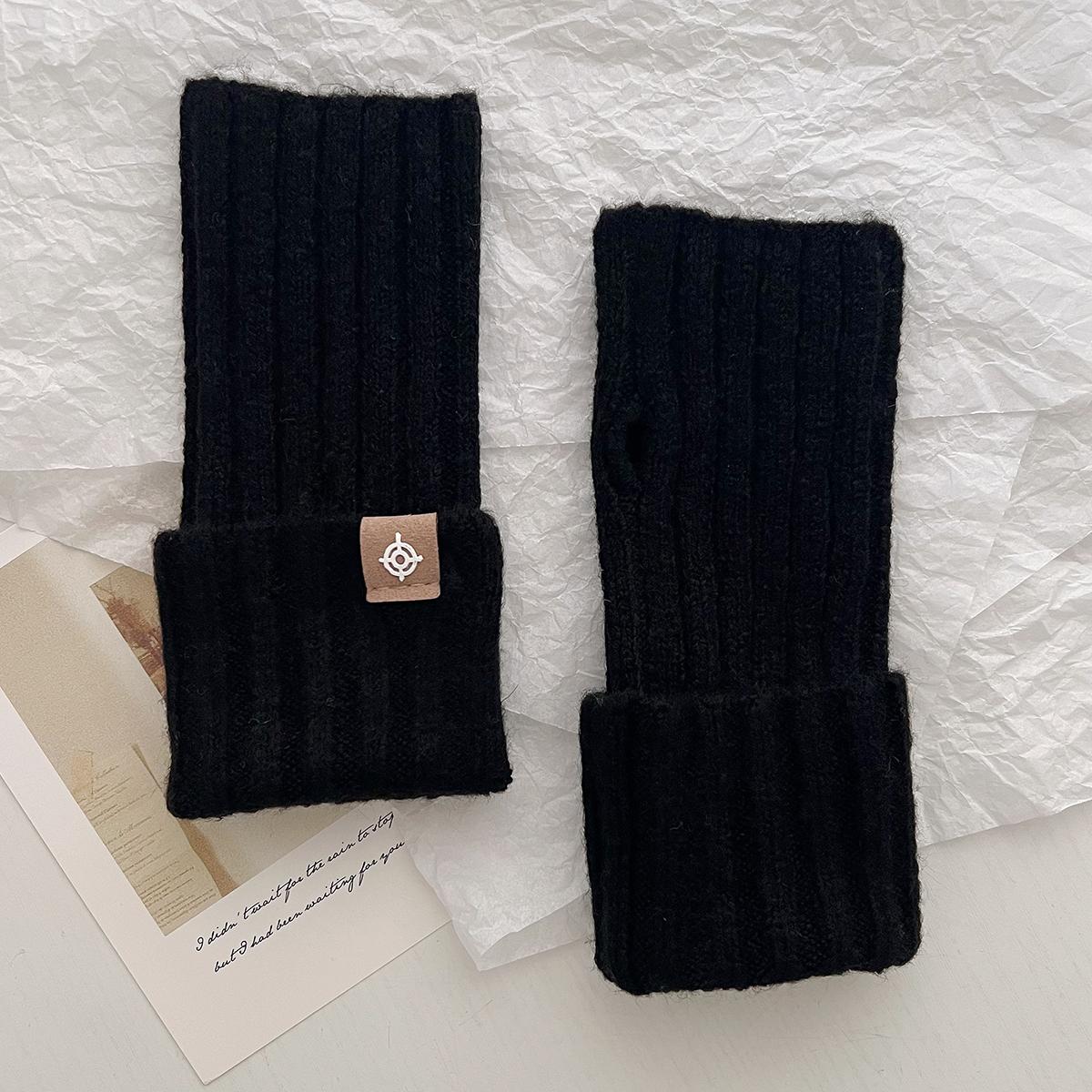 100% Вовна В язані Короткі Рукавички Зима Нові Без Пальців Захист від Морозу Рукав Однотонні Універсальна Мода one size
100% Вовна В язані Короткі Рукавички Зима Нові Без Пальців Захист від Морозу Рукав Однотонні Універсальна Мода one size