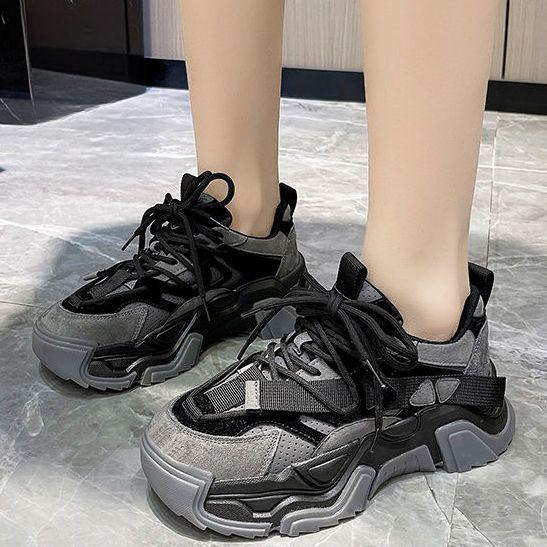 Женские папины туфли из натуральной кожи, кроссовки на платформе, дышащая сетчатая поверхность, весенне-осенняя женская спортивная обувь 39 чёрный
Женские папины туфли из натуральной кожи, кроссовки на платформе, дышащая сетчатая поверхность, весенне-осенняя женская спортивная обувь 39 чёрный