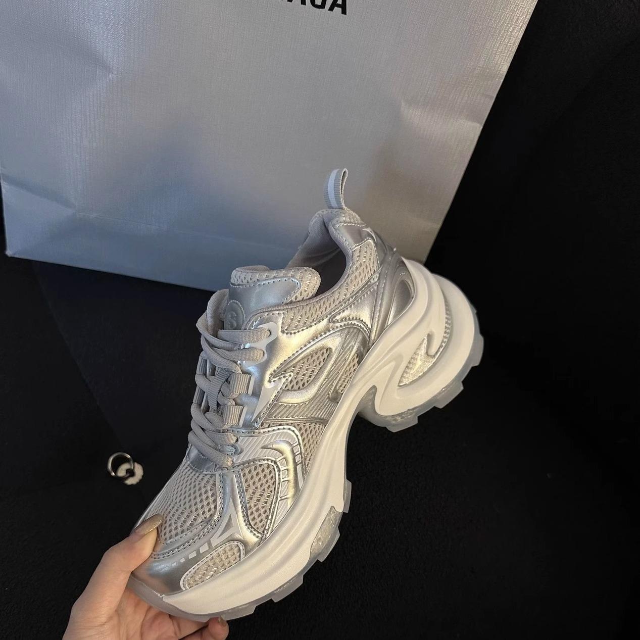Silver platform dad shoes women s spring and summer small people increase in height 7cm breathable mesh niche sports shoes 35 серебряный
Silver platform dad shoes women s spring and summer small people increase in height 7cm breathable mesh niche sports shoes 35 серебряный