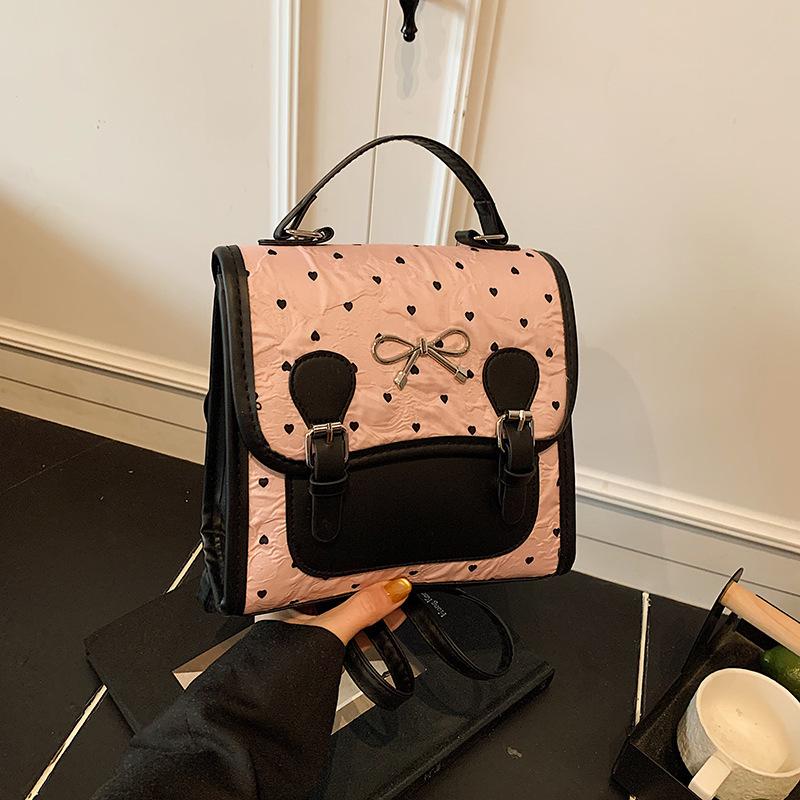 2025 new backpack women s fashion casual portable Korean version student schoolbag trend British style travel backpack
2025 new backpack women s fashion casual portable Korean version student schoolbag trend British style travel backpack