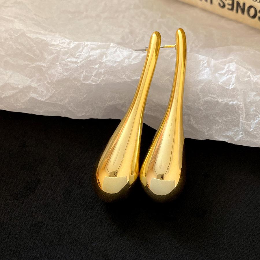 European and American silver needle smooth water drop pendant earrings simple and fashionable earrings light luxury high-end earrings design sense
European and American silver needle smooth water drop pendant earrings simple and fashionable earrings light luxury high-end earrings design sense