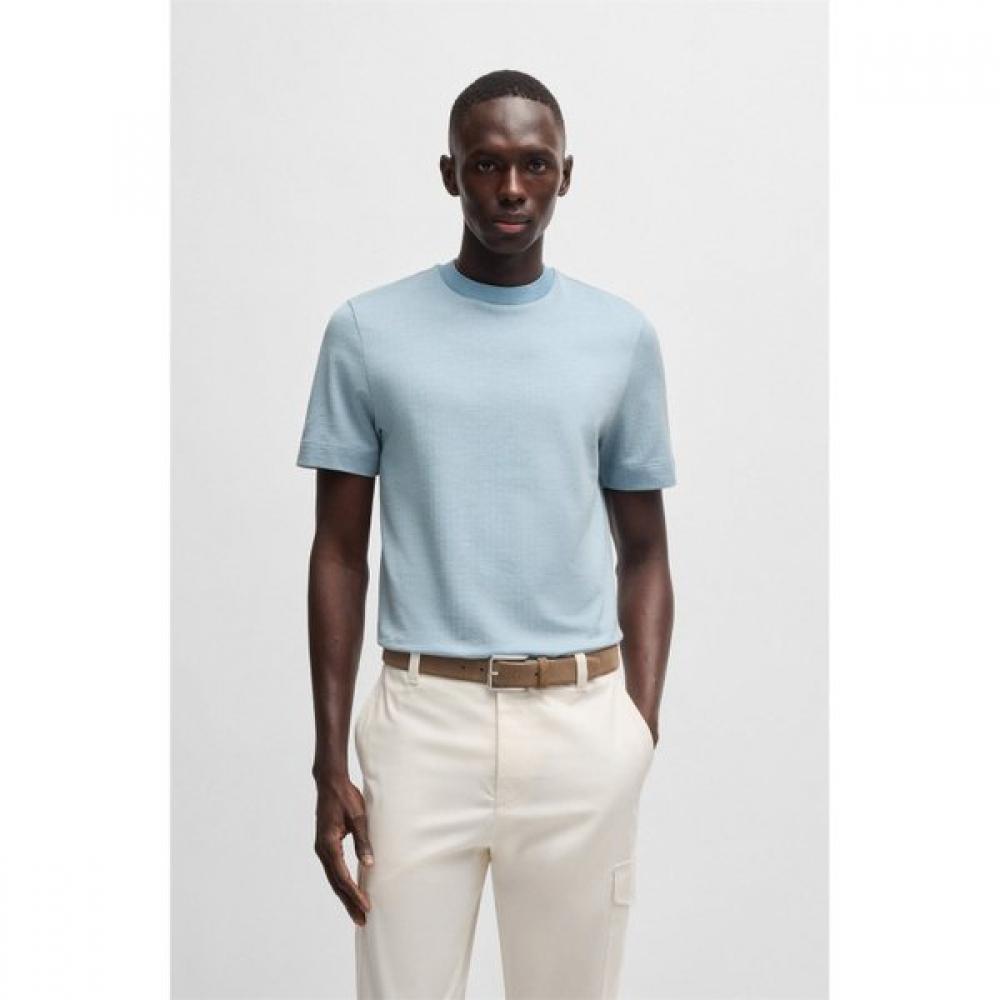 Boss DoT PaTTern CoTTon Silk T shirT lighT Blue 50541350451 L
Boss DoT PaTTern CoTTon Silk T shirT lighT Blue 50541350451 L