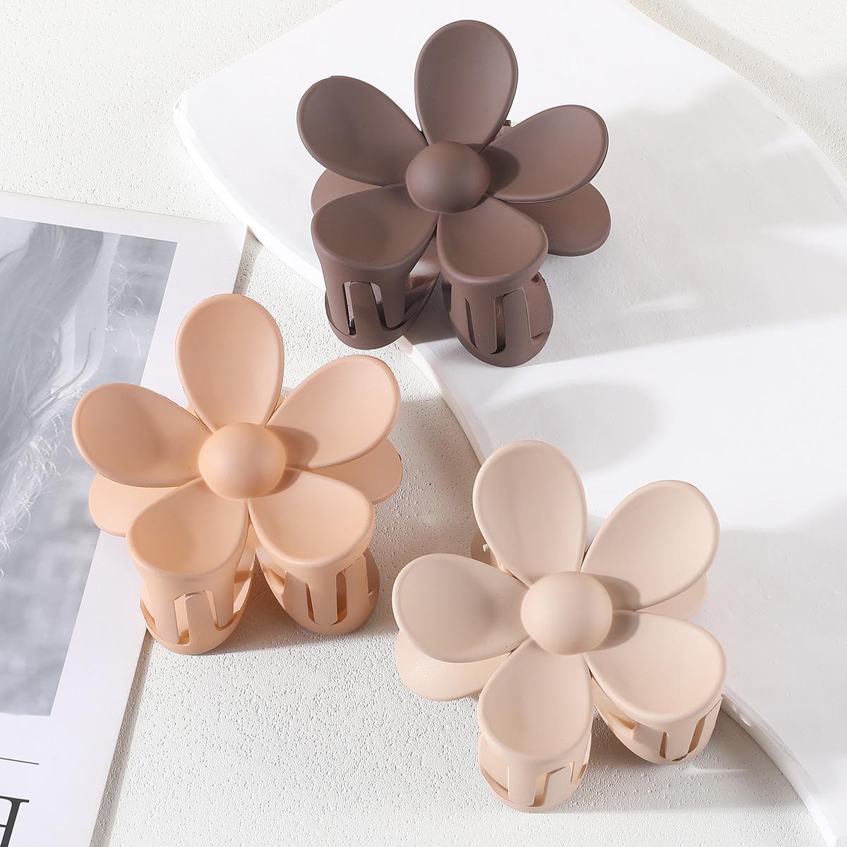 3Pcs Women Fashion Flower Hair Claw Clips Matte Hair Clips Girls Non Slip Hairpins for Thick Hair Women Hair Accessories
3Pcs Women Fashion Flower Hair Claw Clips Matte Hair Clips Girls Non Slip Hairpins for Thick Hair Women Hair Accessories