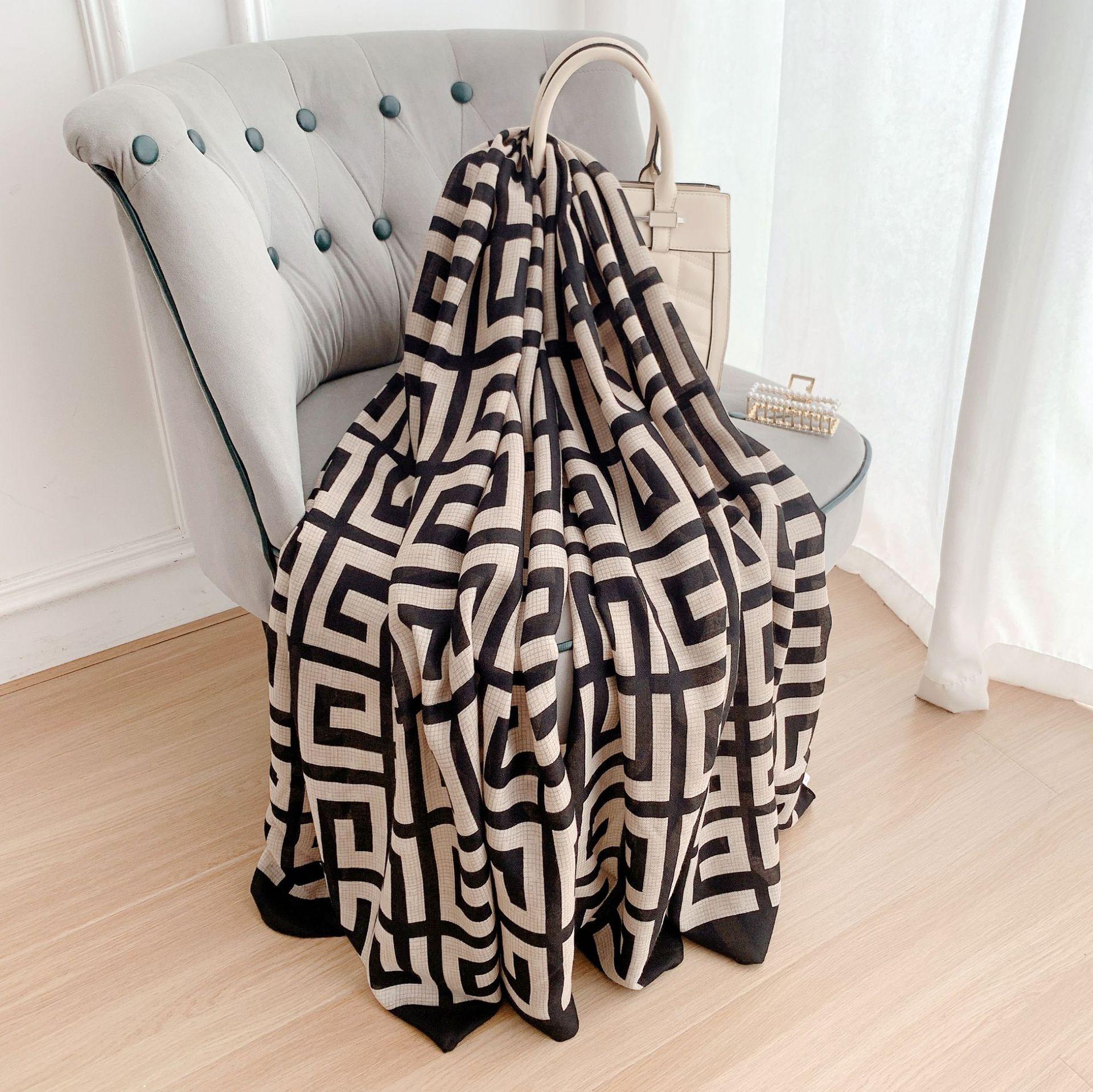 Silk scarf women s spring and autumn style foreign style fashion winter linen yarn oversized shawl dual-purpose versatile thin cotton and linen scarf 180
Silk scarf women s spring and autumn style foreign style fashion winter linen yarn oversized shawl dual-purpose versatile thin cotton and linen scarf 180