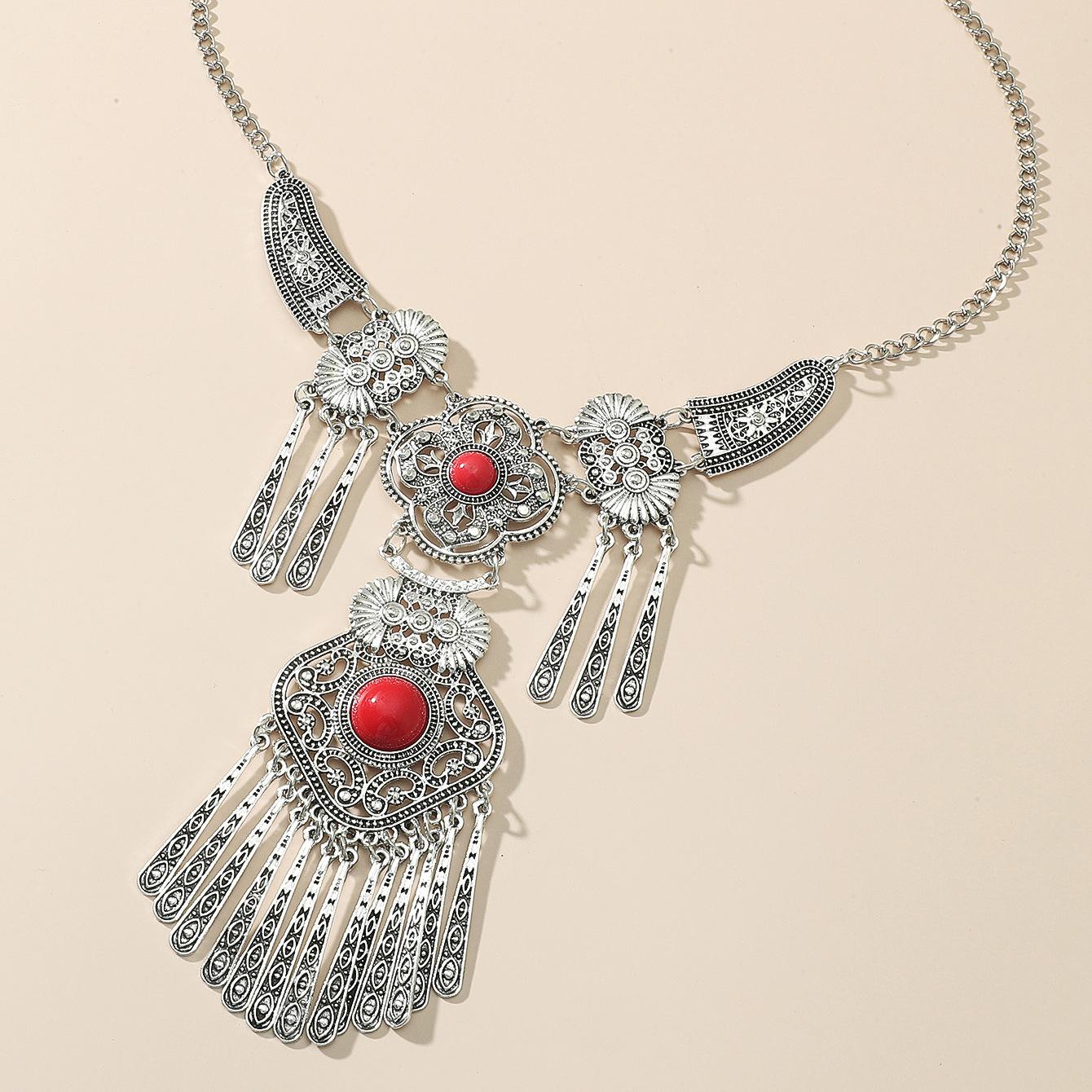 Ретро бирюзовое ожерелье ручной работы из непальского сплава, гальваническое тибетское ювелирное ожерелье для женщин HY202
Ретро бирюзовое ожерелье ручной работы из непальского сплава, гальваническое тибетское ювелирное ожерелье для женщин HY202