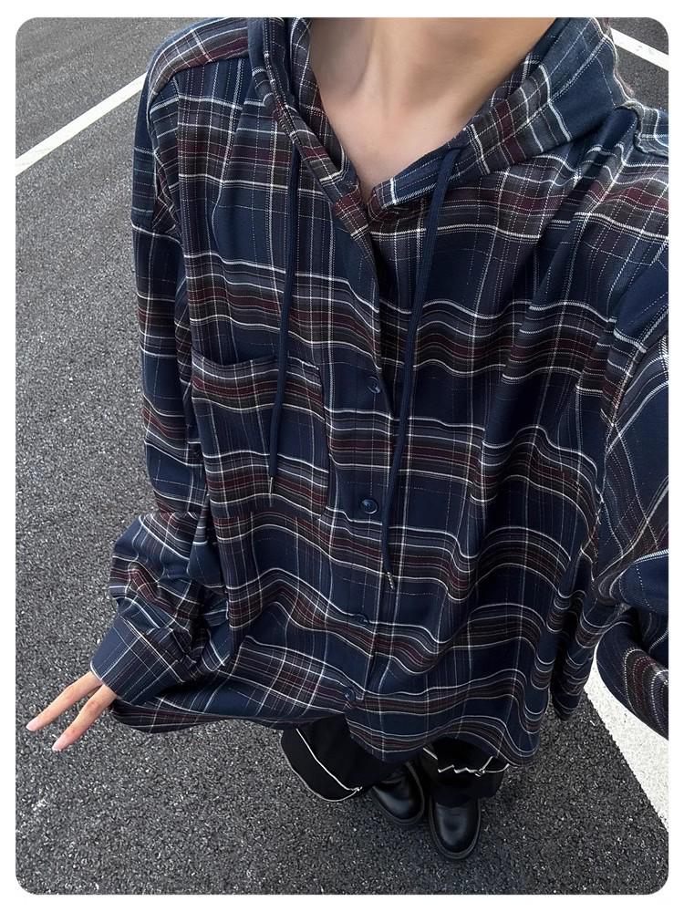 Мужская ретро клетчатая куртка-рубашка с капюшоном и длинными рукавами, с цветными блоками 3XL темно-синий
Мужская ретро клетчатая куртка-рубашка с капюшоном и длинными рукавами, с цветными блоками 3XL темно-синий