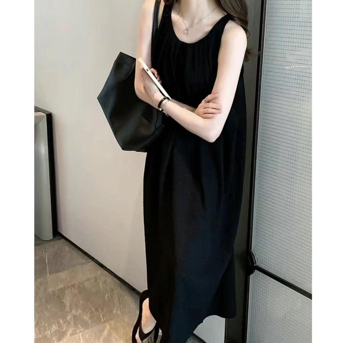 French Mori pleated sleeveless dress women s summer lazy wind loose vest long dress seaside vacation beach dress XL чорний
French Mori pleated sleeveless dress women s summer lazy wind loose vest long dress seaside vacation beach dress XL чорний