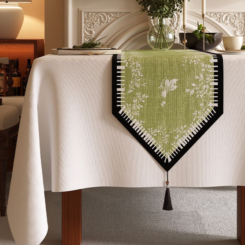 Скатерть-дорожка треугольной формы в китайском стиле, доступная роскошь, классная ткань для скатерти, подстилка для скамейки, чайная подставка, водонепроницаемая китайская дзен ткань для покрытия кофейного столика Green 35*140cm
Скатерть-дорожка треугольной формы в китайском стиле, доступная роскошь, классная ткань для скатерти, подстилка для скамейки, чайная подставка, водонепроницаемая китайская дзен ткань для покрытия кофейного столика Green 35*140cm