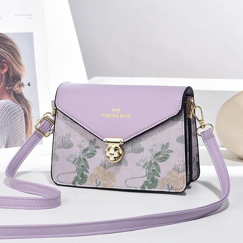 Высококачественные кожаные маленькие сумки через плечо для женщин, новые женские сумки-мессенджеры, дизайнерская женская сумка через плечо, маленькая квадратная сумка
Высококачественные кожаные маленькие сумки через плечо для женщин, новые женские сумки-мессенджеры, дизайнерская женская сумка через плечо, маленькая квадратная сумка