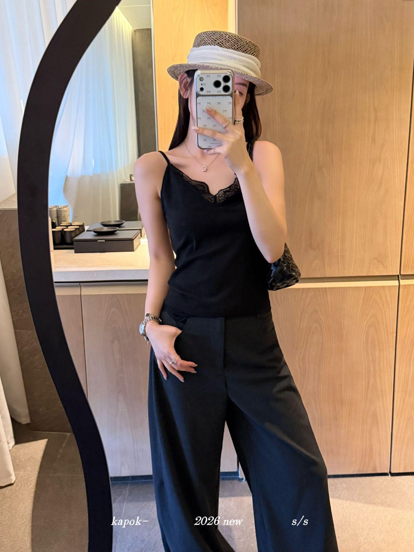 Thirteen Rows Kapok Spring Lace Patchwork Korean Style Women s Casual Versatile Vest Medium чорний
Thirteen Rows Kapok Spring Lace Patchwork Korean Style Women s Casual Versatile Vest Medium чорний